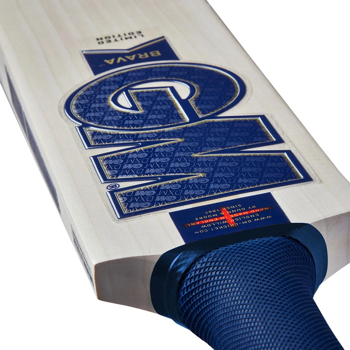 Gunn & Moore Brava 606 Cricket Bat