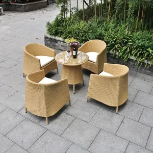 Pepe Outdoor Patio Seating Set 4 Chairs and 1 Table Set (Honey)